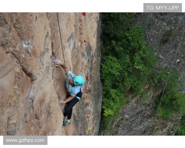 南京攀岩队与广州攀岩队赛后复盘分析战术对抗与表现总结